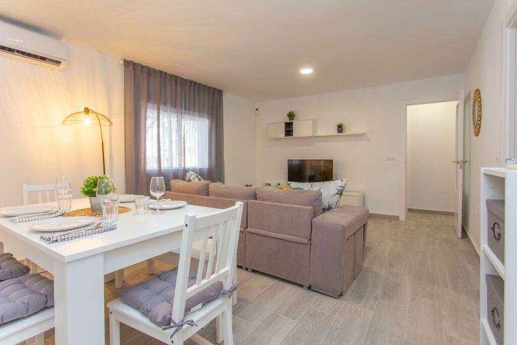Apartment Wehostcostaluz-apartamento Dunas 2 El Puerto de Santa Maria